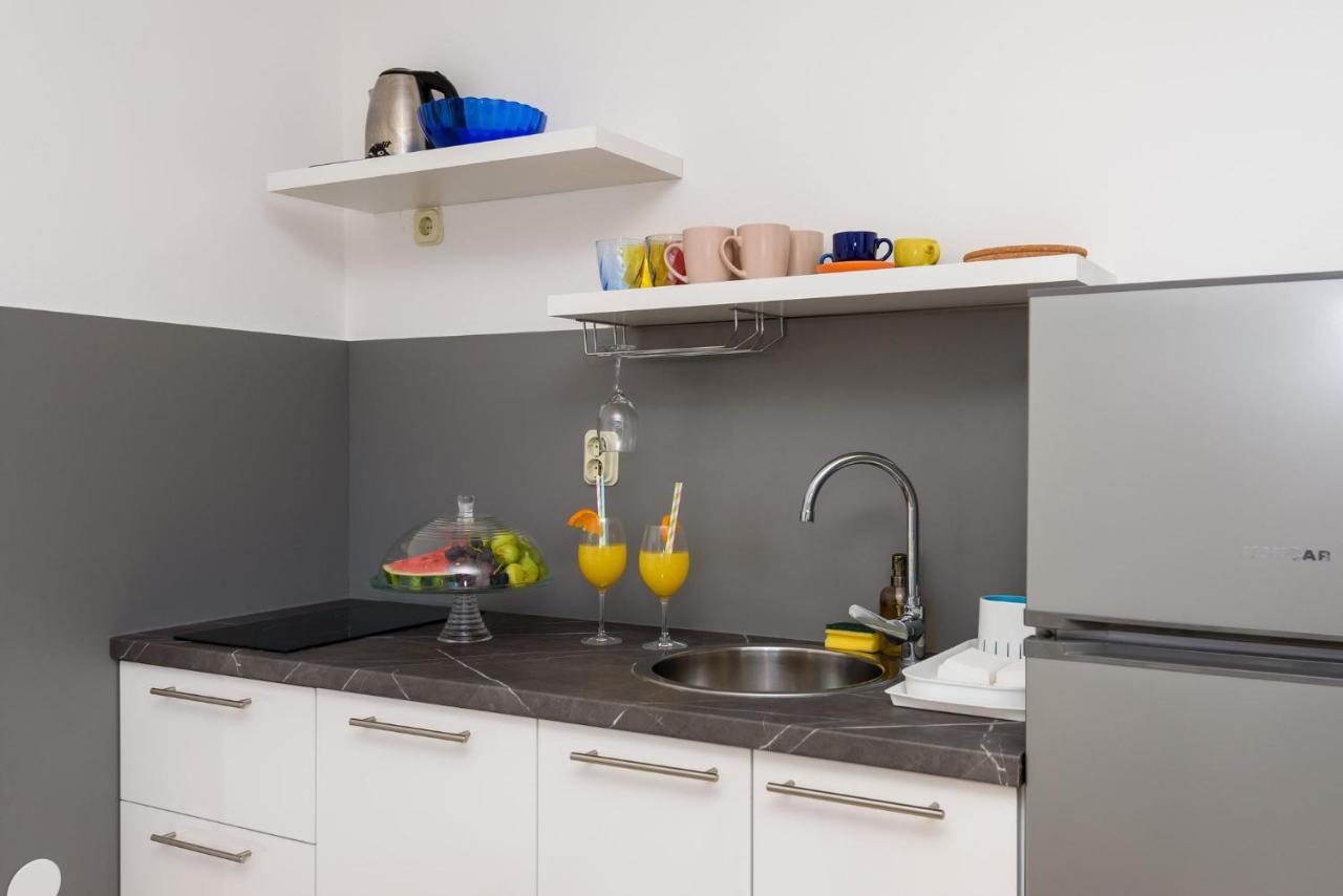 Apartments Bjelis クレック エクステリア 写真