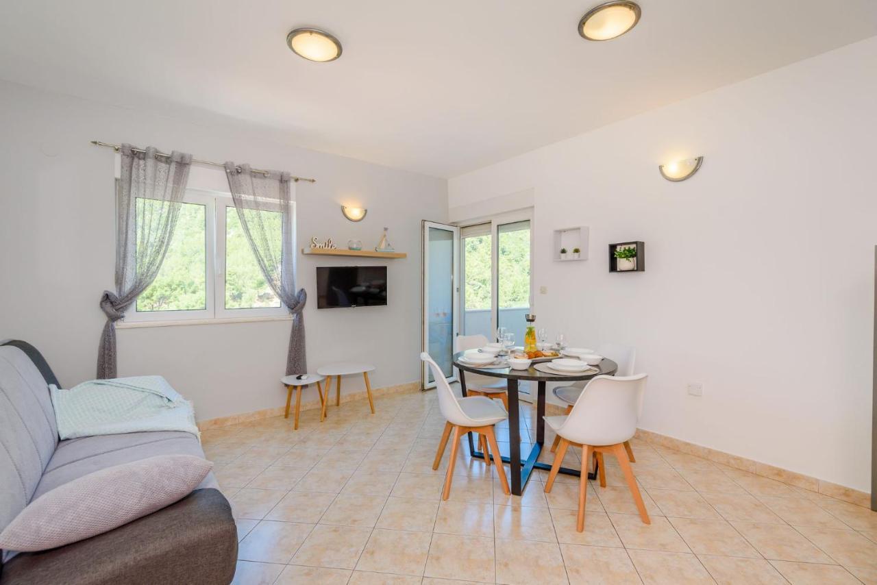 Apartments Bjelis クレック エクステリア 写真