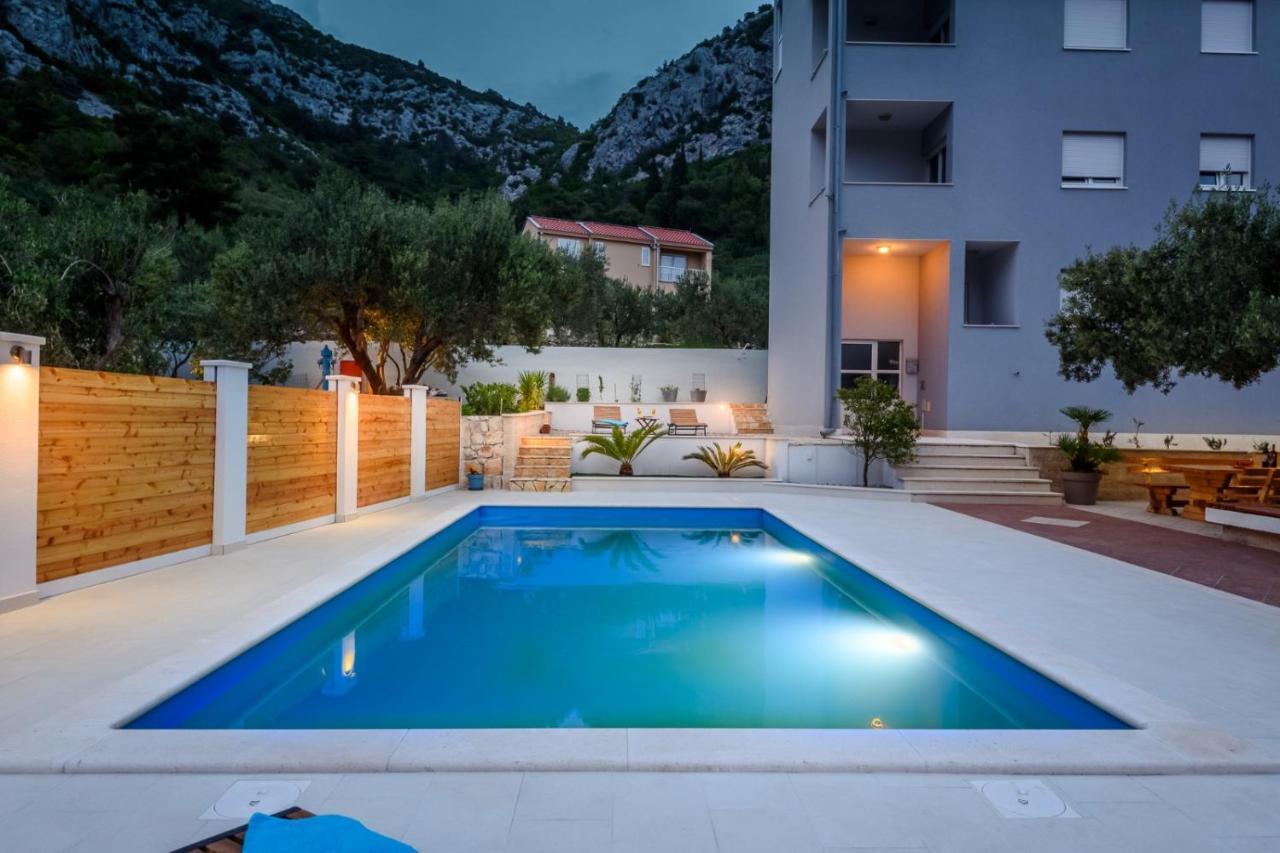 Apartments Bjelis クレック エクステリア 写真