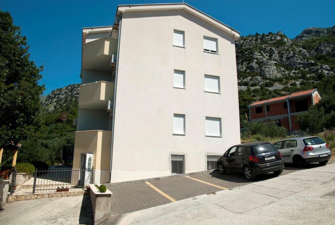 Apartments Bjelis クレック エクステリア 写真